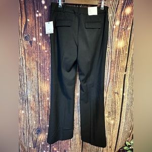 P-011 womens Calvin Klein black slacks NWT size 6